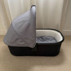 Uppababy Vista Bassinet