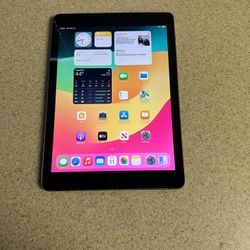 iPad 6 32gb $110 Or Best Offer 