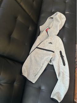 Nike tech grey