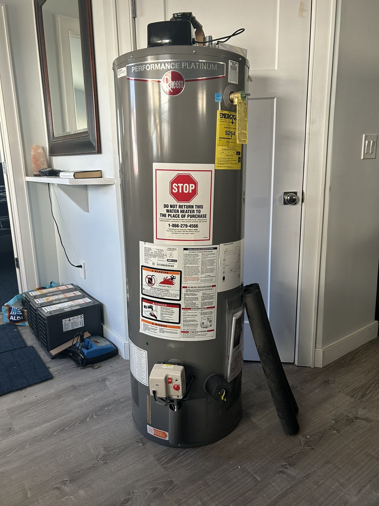 Hot Water Heater. Natural Gas. 38 Gal. 12 Year Warranty