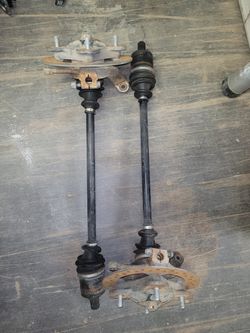Polaris Rzr 1000xp Front Axles / Hubs
