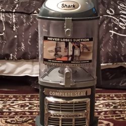 Vacuum Cleaner Shark Navigator Professional Very Clean