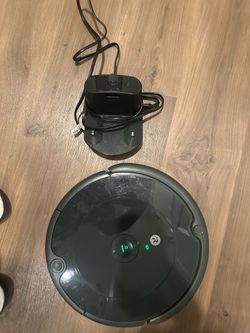 iRobot Roomba e5 Robot Vacuum