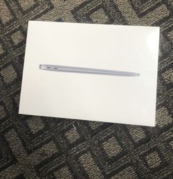 Brandnew MacBook Air 13” Early 2020