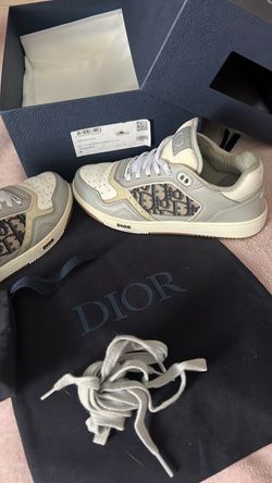 SIZE 38 AUTHENTIC