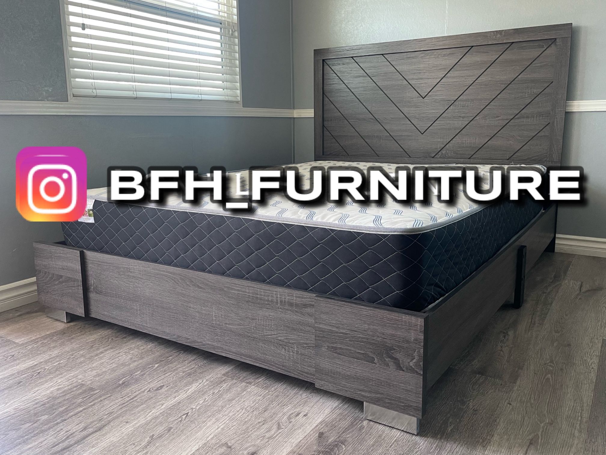 Queen Antique Gray Alpine Platform Bed w. Orthopedic Mattress Included