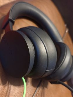 Microsoft wired headset for xbox/pc