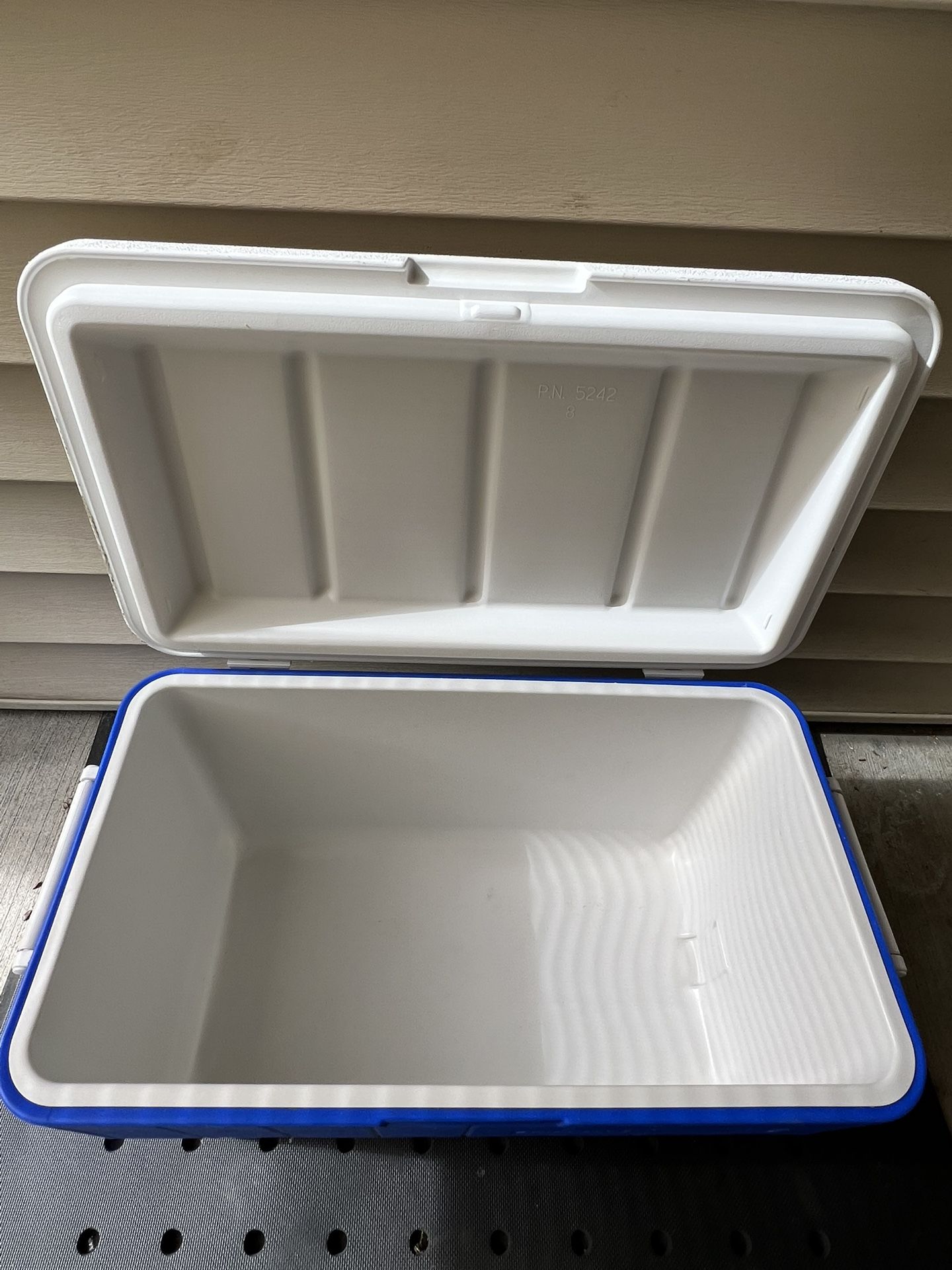 Coleman 48-Quart Cooler 