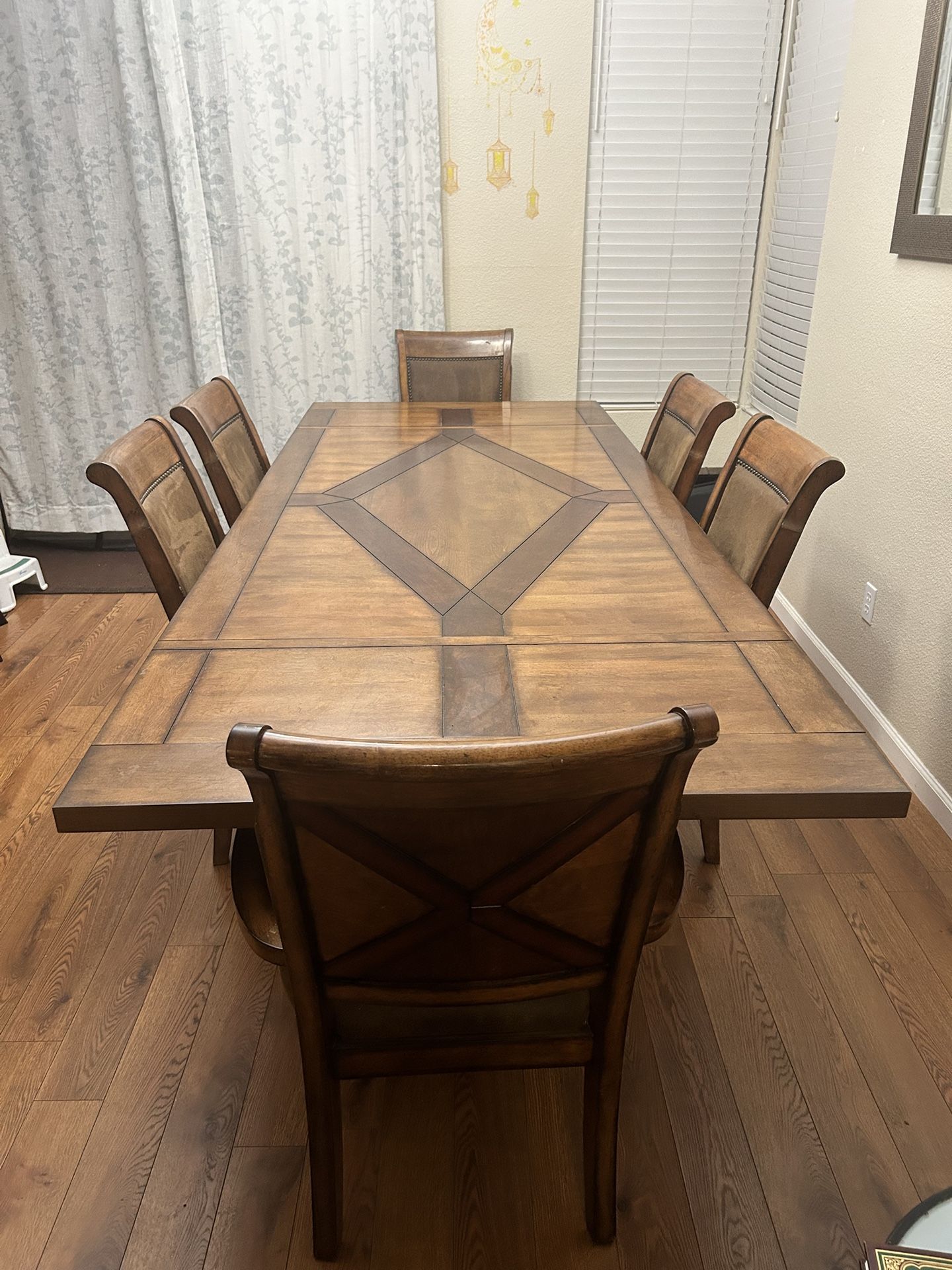 Dining Table With Chairs 