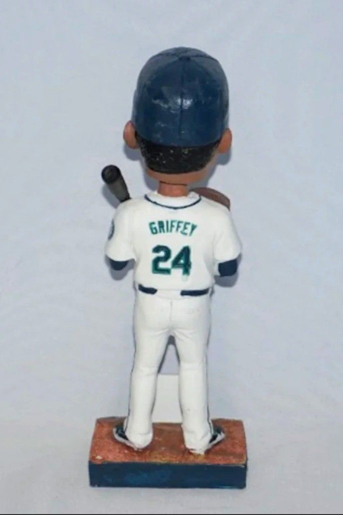 Seattle Mariners Ken Griffey Jr Hall of The Fame Bobblehead 2016