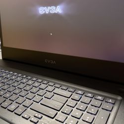 Evga 17.3 4k gaming laptop Intel i7 8gb ram 512gb ssd 1tb hd Nvidia 980m video card windows 10 sc17