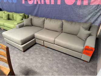 Taupe gray linen sectional (reversible chaise)
