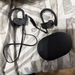 Beats Blue Tooth Head Phone 