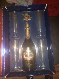 Budweiser Collectors Bottle With Cups Set In Case