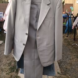 Pants Suit. Please Read Description