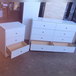 8 drawers dresser and nightstand / Eight drawers dresser and nightstand