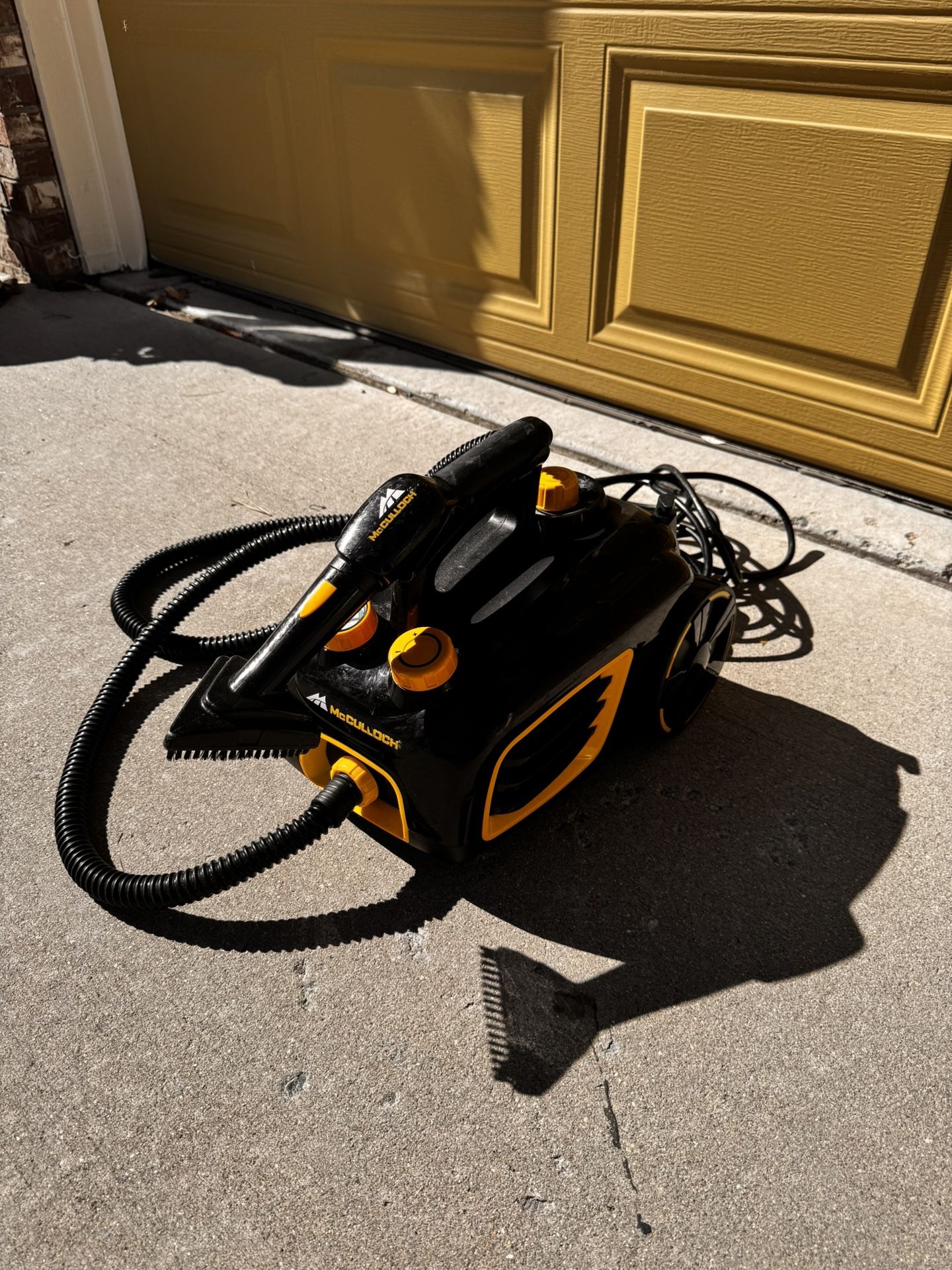 McCulloch MC1375 Heavy-Duty Canister Steam Cleaner – Tested & Working