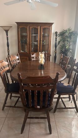Solid Oak Dining Room Set