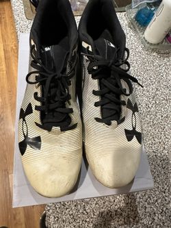 Men’s Baseball And Football Cleats