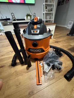 RIDGID 14 Gal. 6.0 Peak HP NXT Shop Vacuum Wet Dry Vac with Fi
