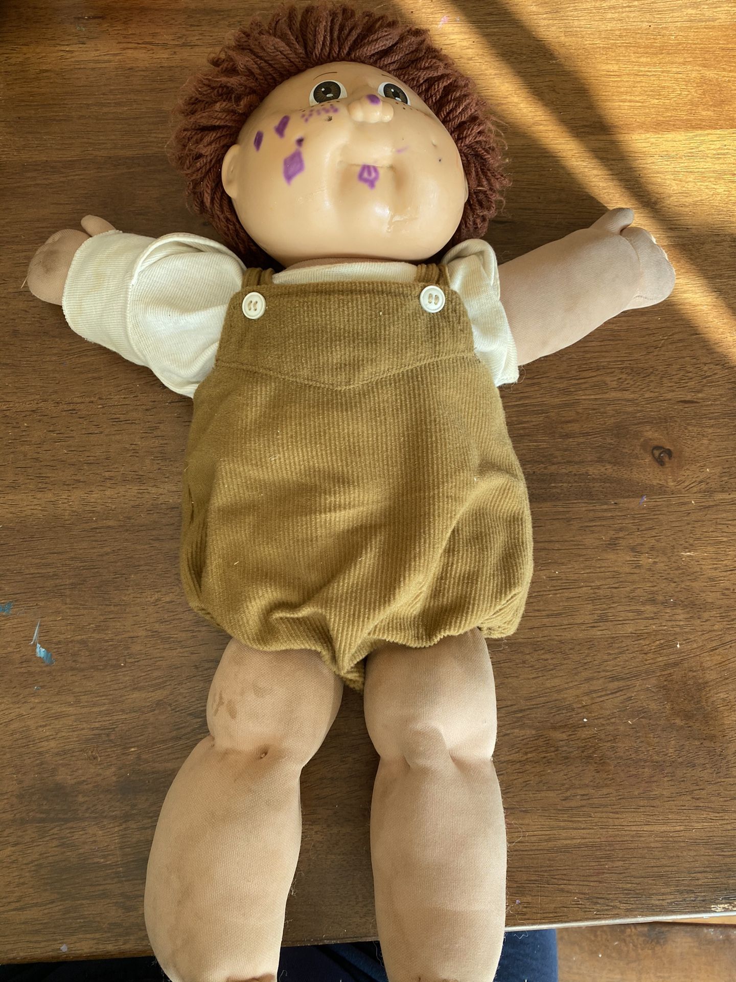 Vintage 1985 Cabbage Patch Doll with original clothes