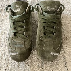 Puma Sneakers 6.5