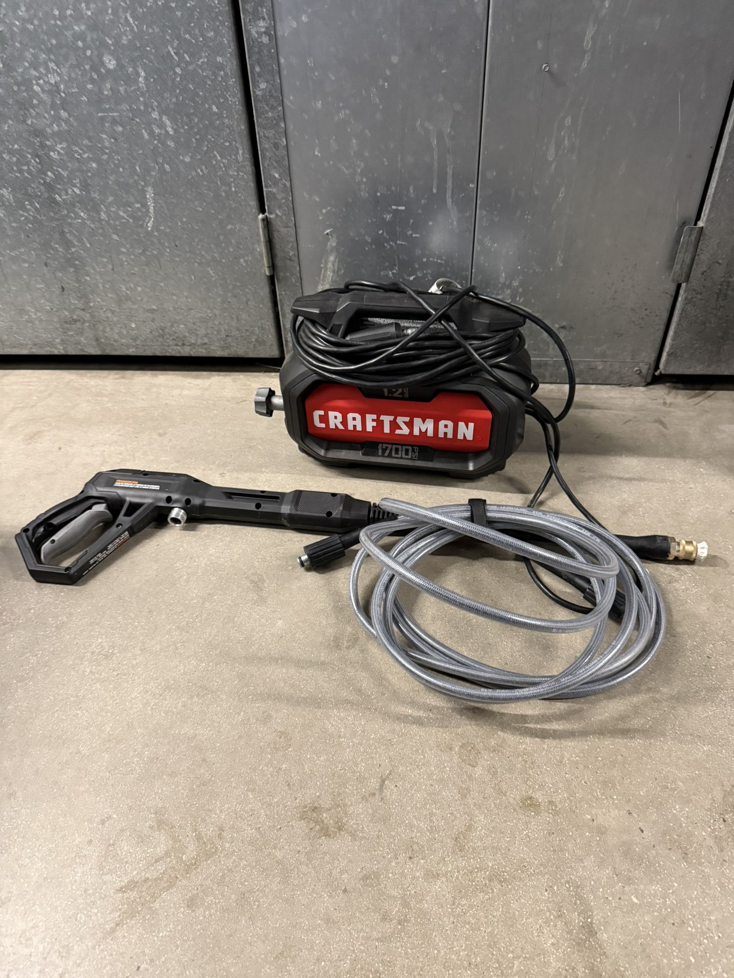 Craftsman’s Pressure Washer