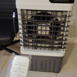 New Portable Evaporative Air Cooler, 2500 CFM Swamp Cooler with Large 8 Gal Water Tank