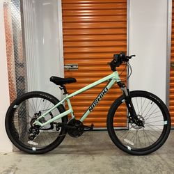 women's mountain bike