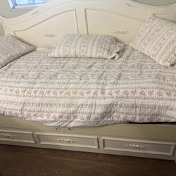 Twin Trundle Bed