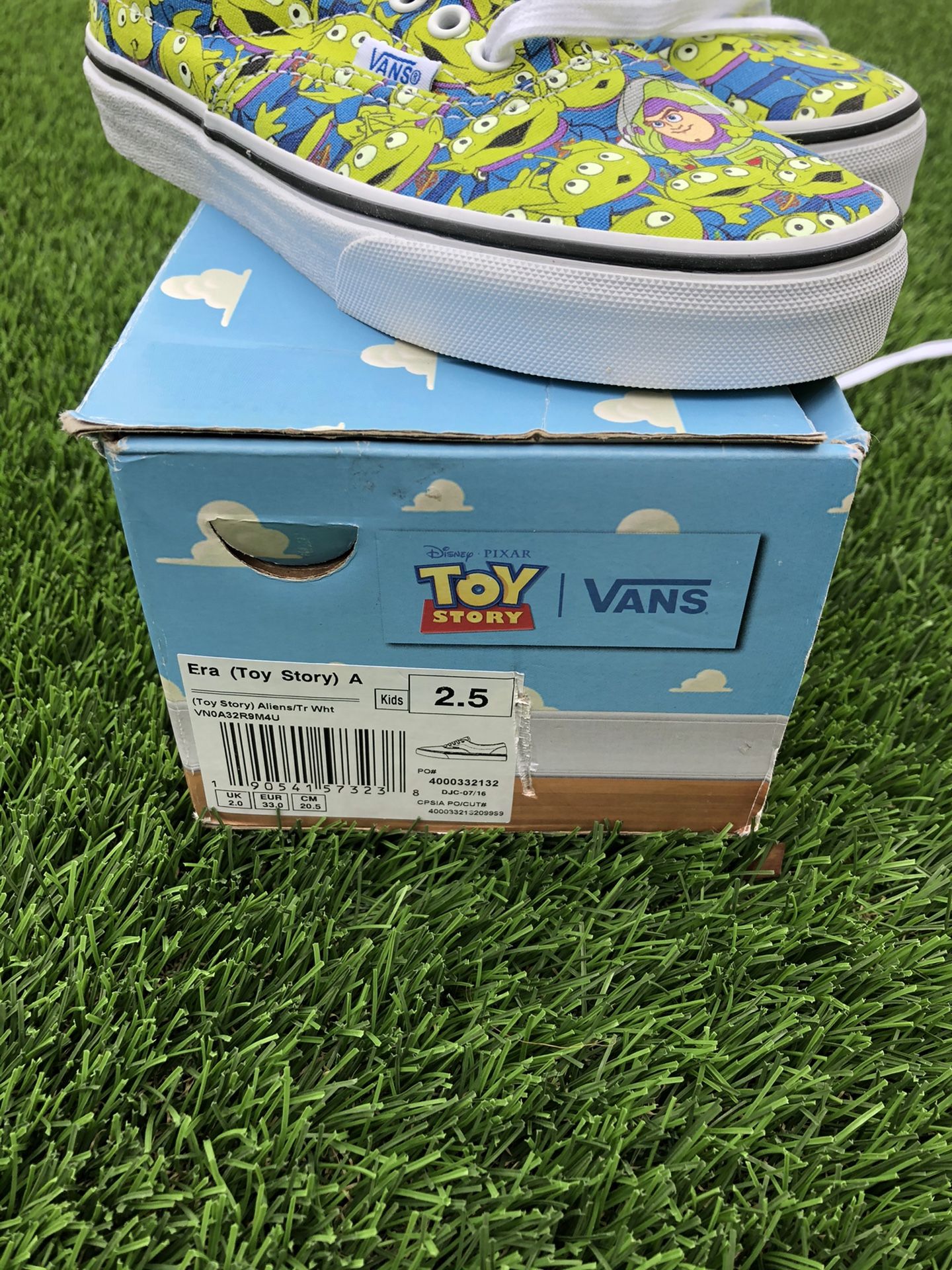 Vans Toy Story kids size 2.5 new never used