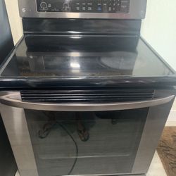 LG   stove/oven White door -Stainless 