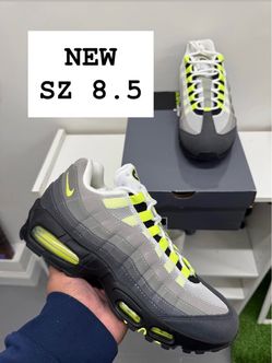 NEW Air Max 95 Neon 2026 SZ 8.5