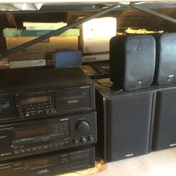 ONKYO-cassette, tuner & disc changer w/speakers OBO