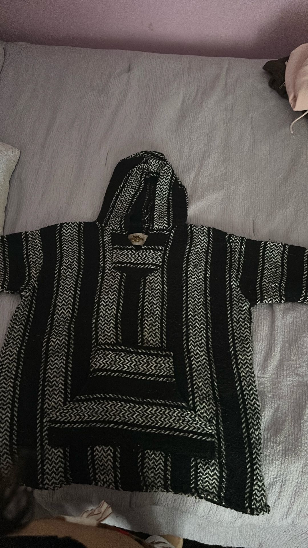 Black N White Hoodie