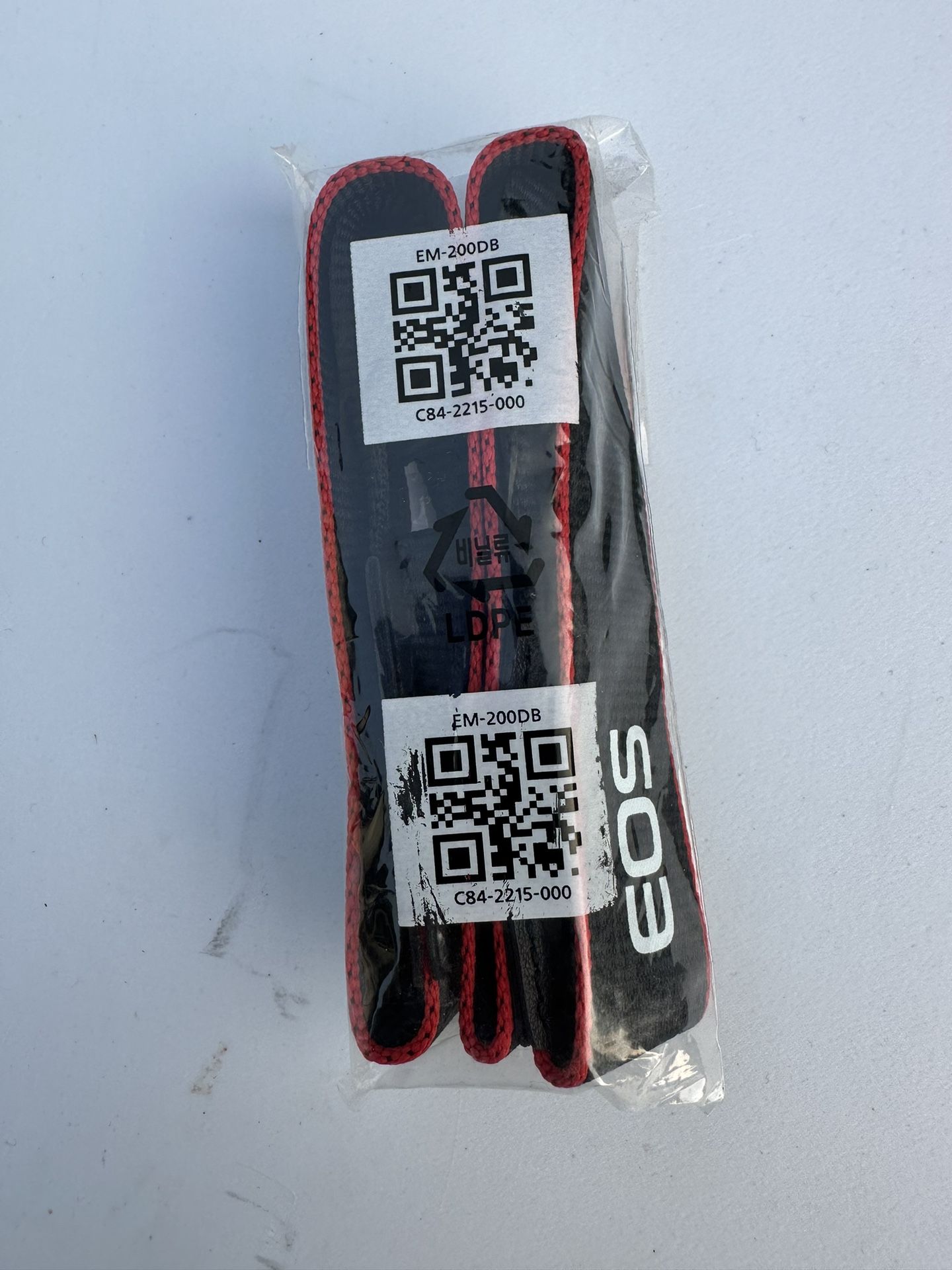 NEW Canon EOS R5 Genuine Camera Neck Strap ER-EOSR5