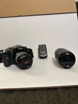 Sony a100 DSLR Camera & Sony 4.5-5.6/75-300 Lens & Plug-In Battery Charger