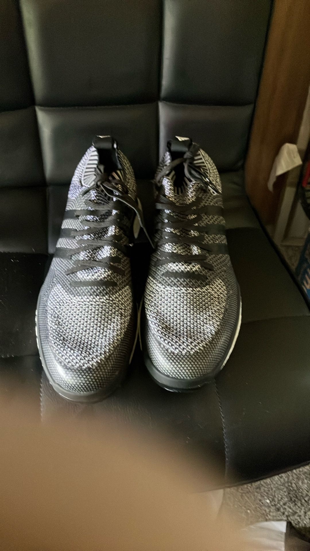 MENS ADIDAS 11.5 NEW GOLF SHOES