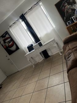 Antique White Finish Console Table