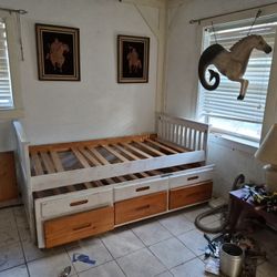 Twin CAPTAIN'S BED W/ TRUNDLE 
