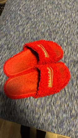 Balenciaga fur slides red