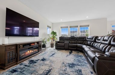 Luxury Electric Fireplace Entertainment Center – Heat/Cool Fan, Remote, 5 Flame Colors – Like New