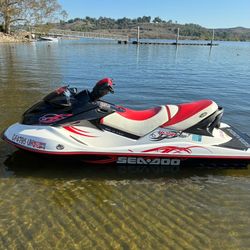 2008 Bombardier GTX WAKE 215