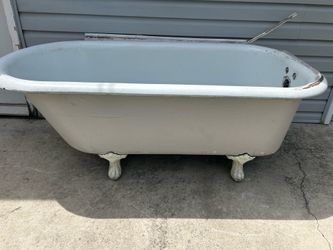 Claw Tub Antique early 1900’s