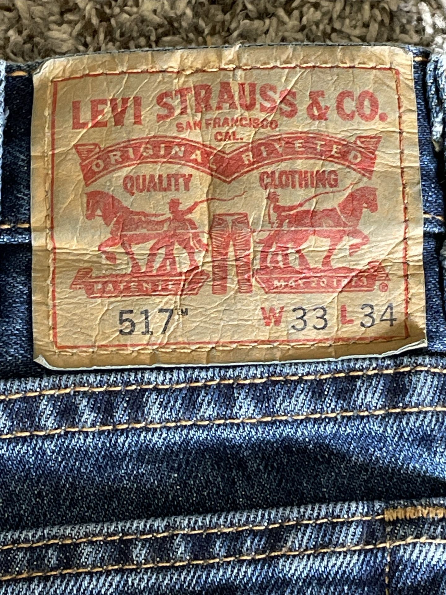 Pair Men's Levi's 517 bootcut jeans Size 33 X 34 100 Cotton Blue for Sale in Santee, CA