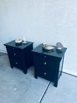 Black Nightstands with Drawers – Set of 2