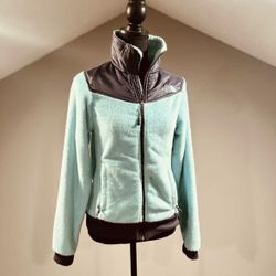 Like New Turqouis and Gray North Face Jacket - Small