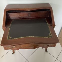 Small Antique Desk 