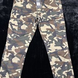 True Religion Hunting Camo Cargo SN Jogger #700709  Men's XLarge