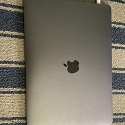 Apple MacBook Pro